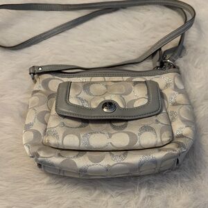 Coach Silver and Gray Poppy Penelope Crossbody Bag pre-owned.